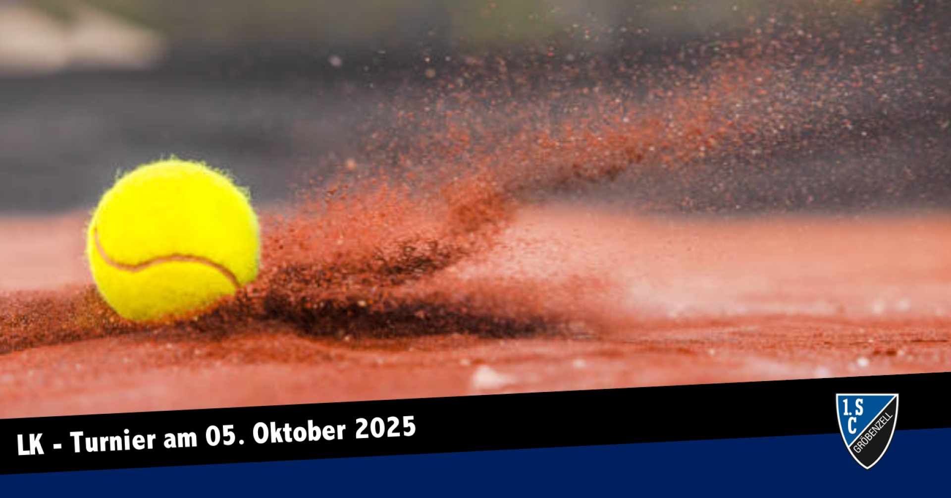 Tennisball auf Sandplatz beim LK Turnier 2025 am 5. Oktober