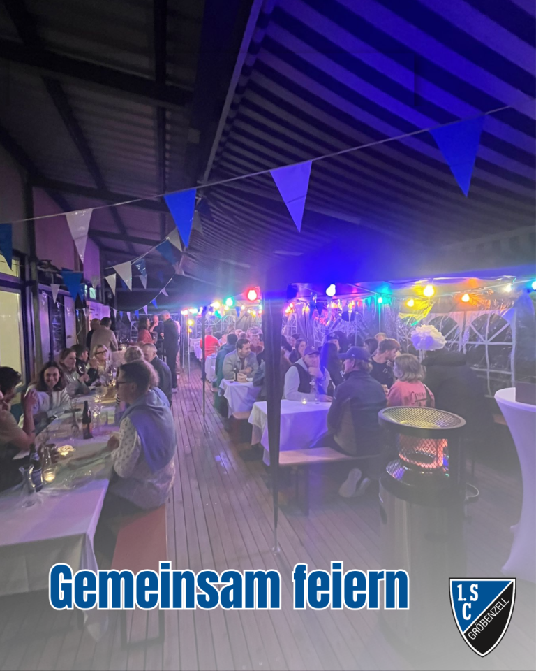 Gemeinsam feiern – Geselliges Fest mit vielen Gästen und bunter Beleuchtung