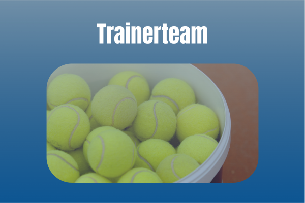 Trainerteam Kachel mit Tennisbällen in einer Schale