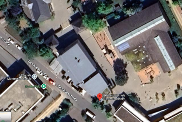 Pestalozzischule Nieder-Ingelheim aus der Vogelperspektive, Carolinenstraße Satellitenbild der Pestalozzischule Nieder-Ingelheim an der Carolinenstraße